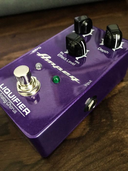 Ampeg Liquifier, Chorus за бас или китара