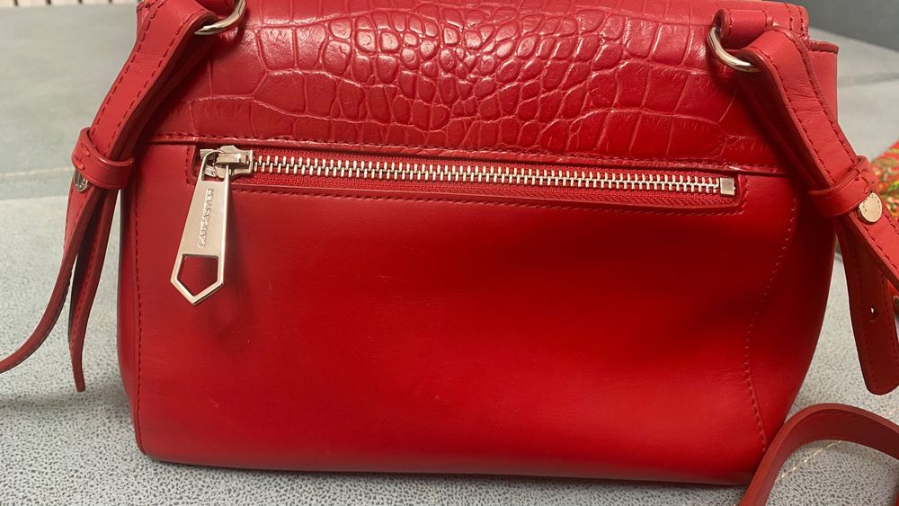 Продам сумку в хорошем состоянием