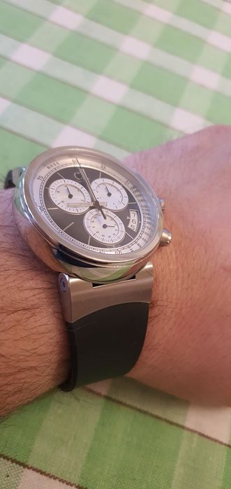 Продавам оригинален часовник Calvin Klein Chronograph