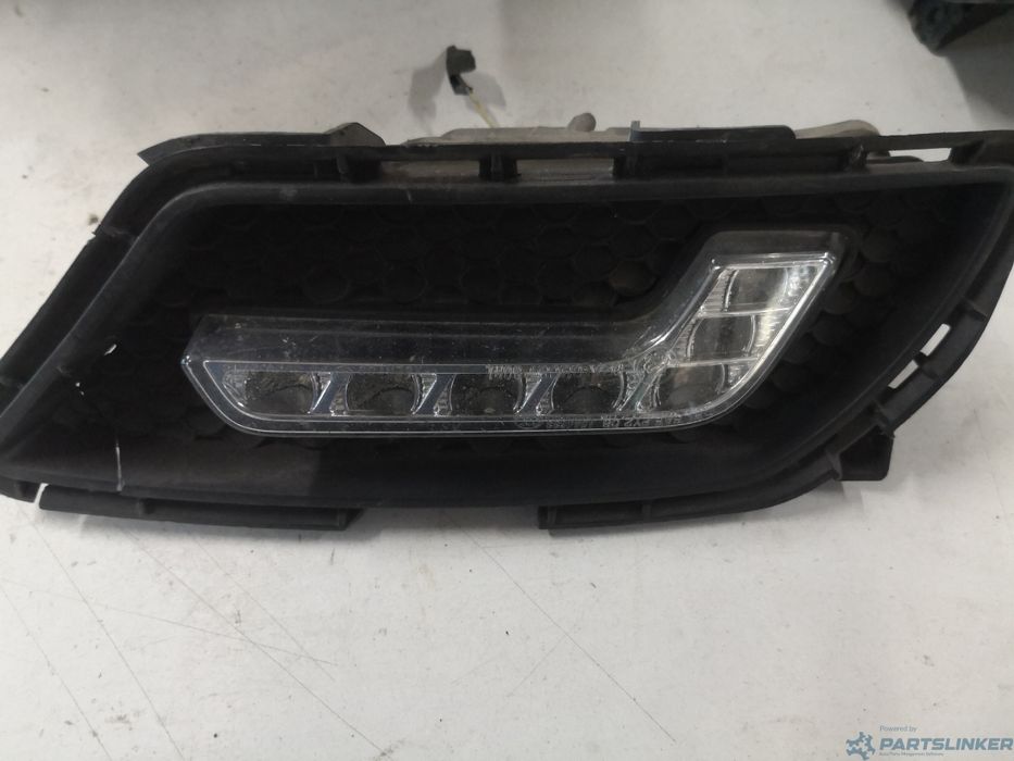 Semnalizare Dreapta Fata Mercedes-Benz E-Class (W212) [ 2009 - > ] Oem
