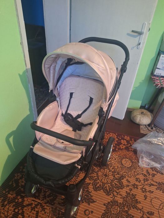 Бебешка количка 3 в 1