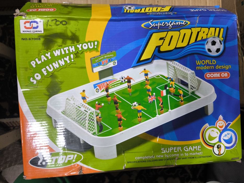 Продам игрушки футбол