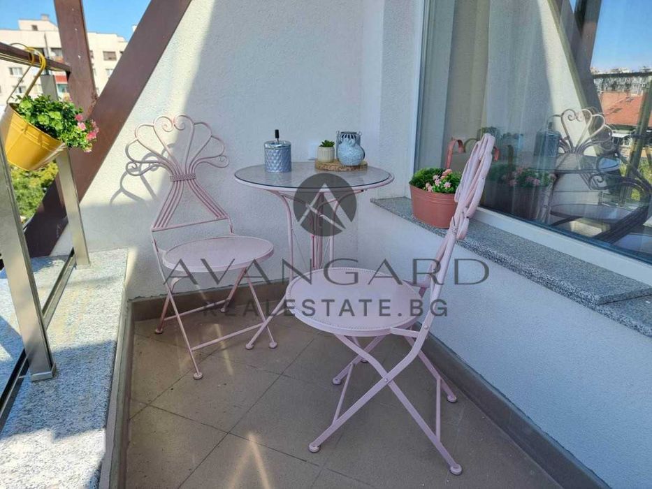 Продава се Тристаен апартамент в Пловдив, Център - 120 кв.м за 2959 €/кв.м - Снимка #9