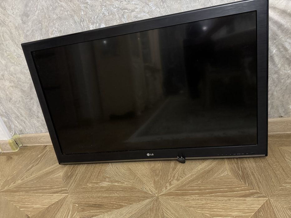 Продается телевизор LG