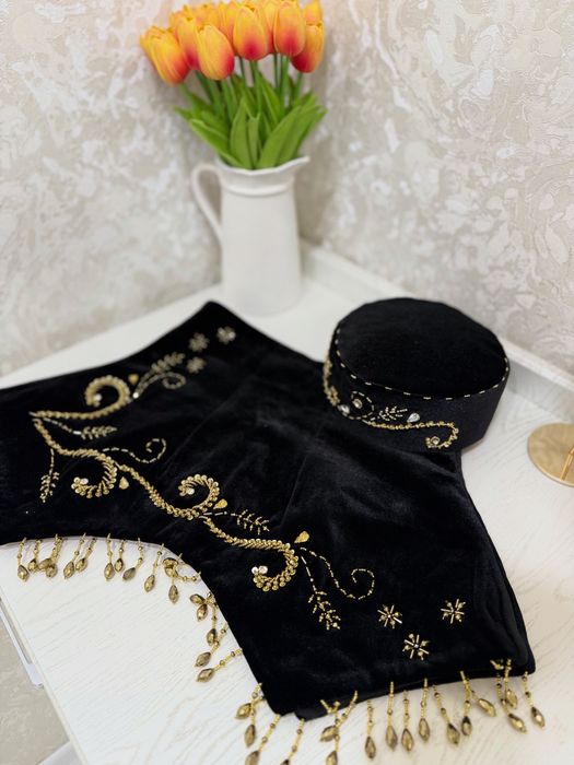 Корсет такия жаға, воротник