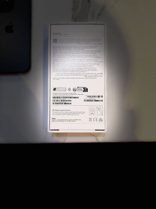 iPhone 16pro black titanium