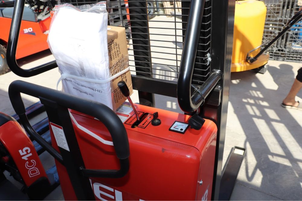 Полуавтомат электрический штабелер кара подемник Heli 3,5 м 1,5 тонн