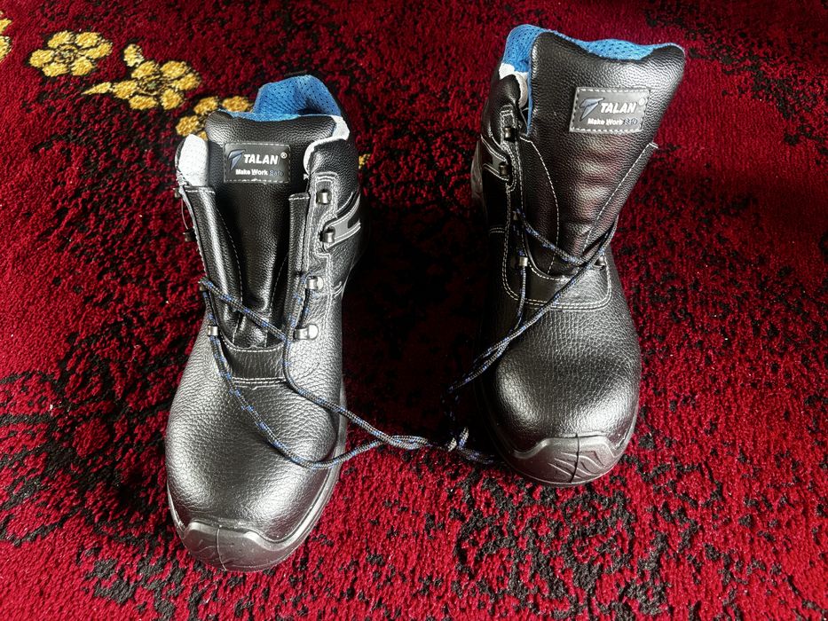 Ботинки из натуральной кожи