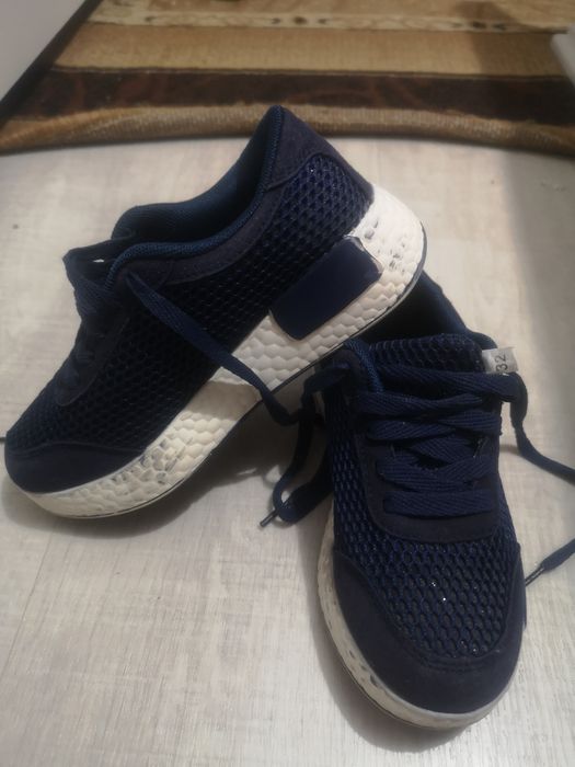 Кроссовки для девочки 32 размера