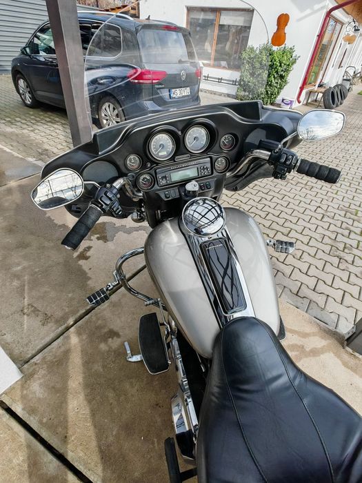 Harley Davidson Electra Glide FLHTC