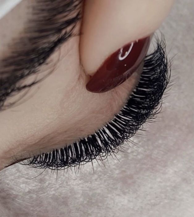 Наращивание ресниц Выезд и у себя