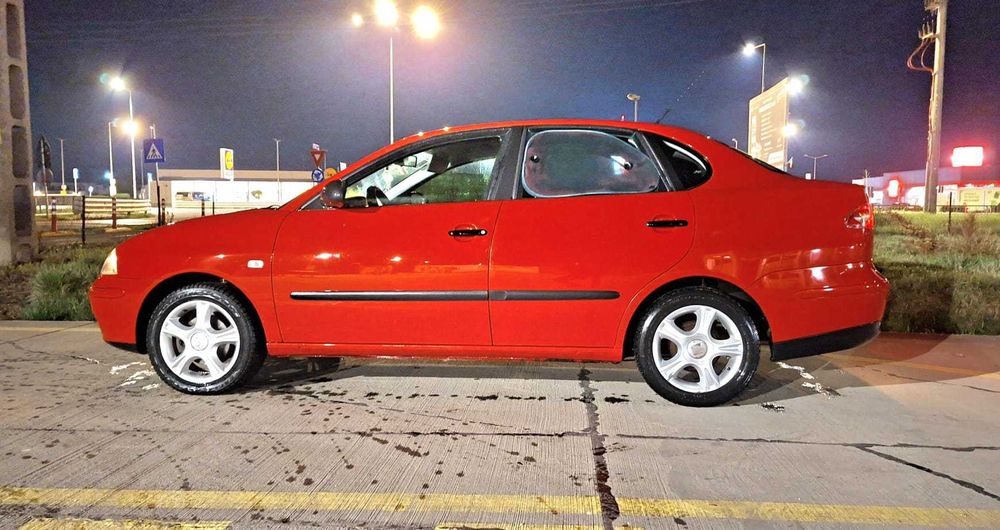 Vind urgent seat corrdoba benzina pret 1400