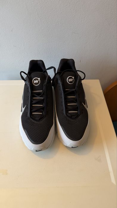 Nike AirMax Pulse