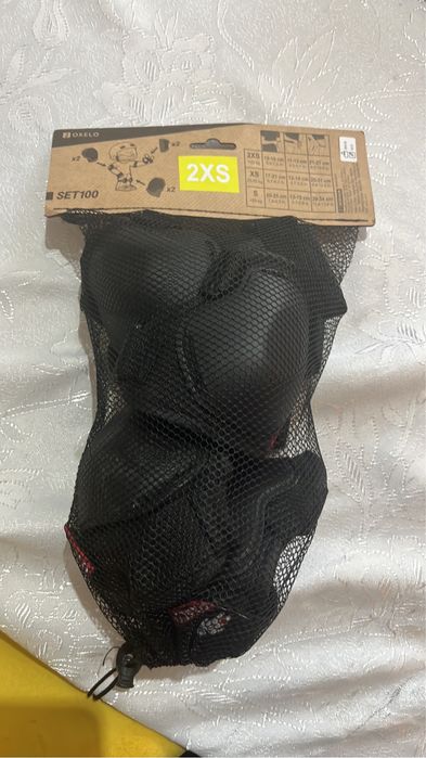 Протектори за лакти, ръце, колена XXS, Oxelo, Декатлон + Каска