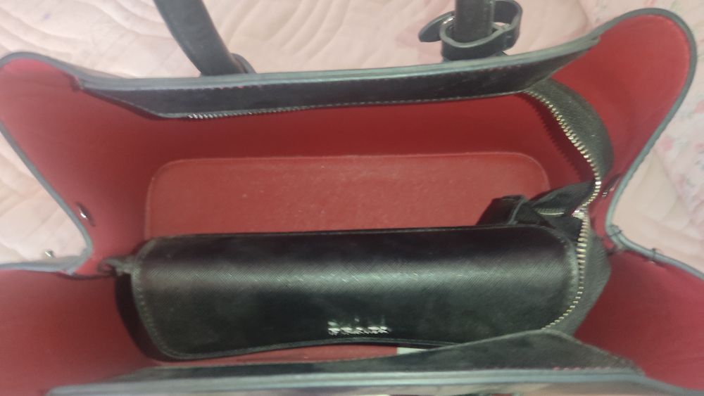 Женская Сумка сатылады.