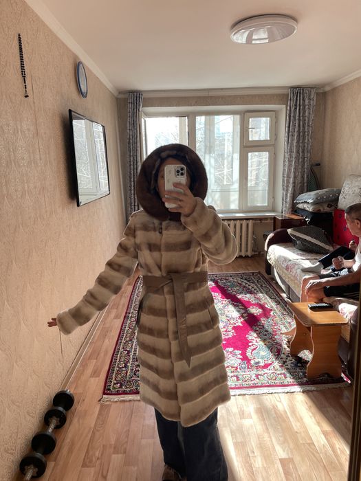 Продам шубу теплую