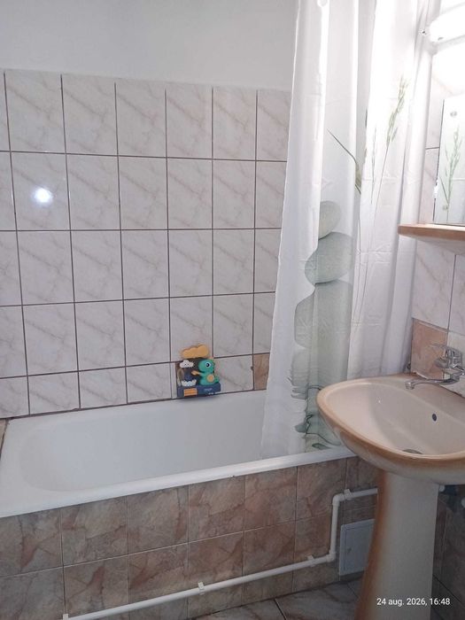 Inchiriez apartament 2 camere decomandat,mobilat dotat cu centrala pe gaze, aer conditinat , etc. in Constanta