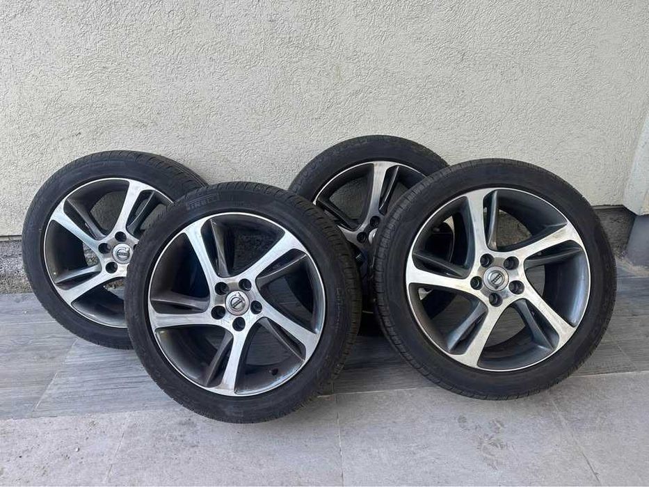 Jante Volvo V40 originale + anvelope Pirelli R17