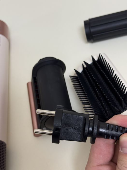 Dyson стайлер оригинал