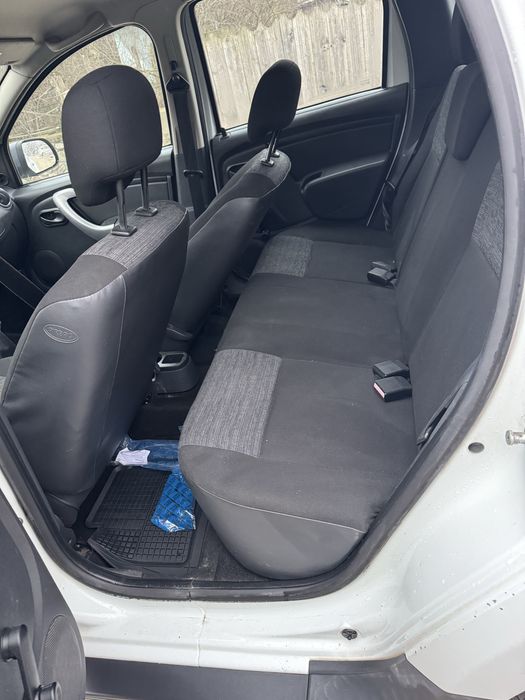 Dacia duster 4x2  1.5 dci