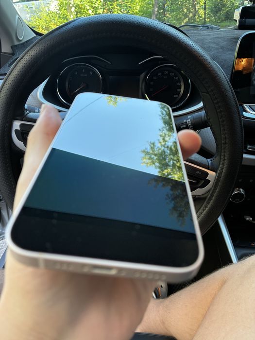 Iphone 13 100% акб