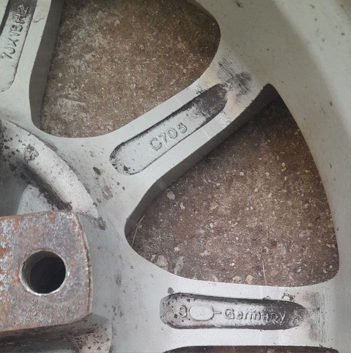 Джанти ALUTEC  5x114.3  7Jx15H2 ЕТ38