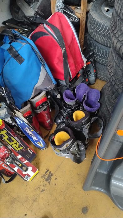 Всякакви модели Ски, обувки и щеки. Внос от Германия