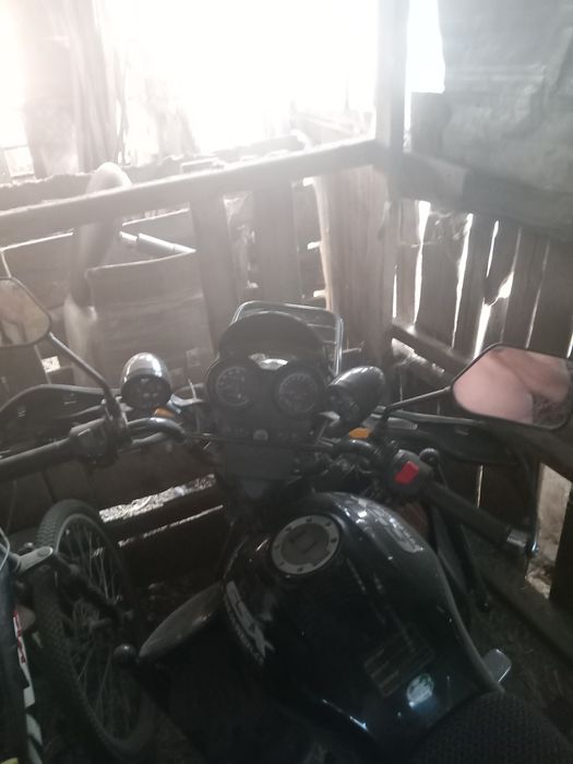 Мотоцикл GSX Suzuki200