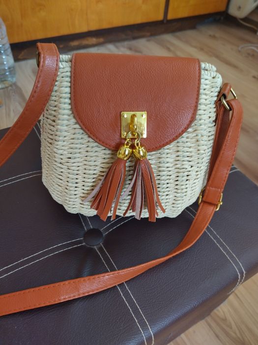 Дамска чанта- Нова!!