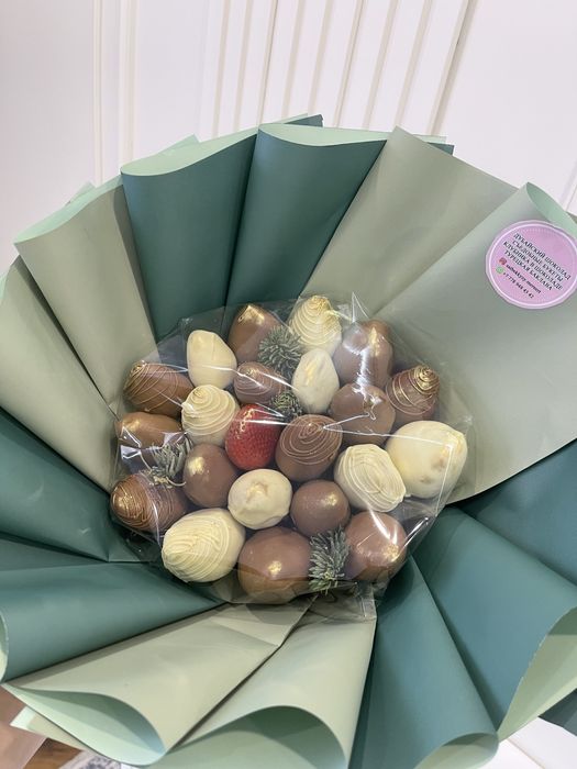 Клубника в шоколаде. Букет из клубники