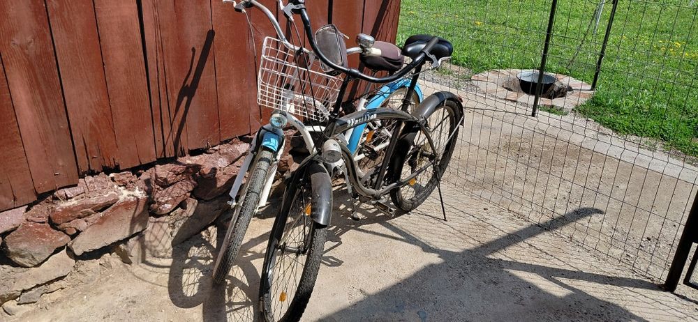 Vand 2 biciclete