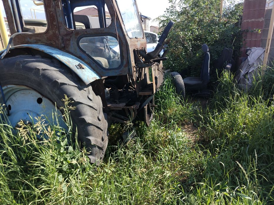 Продам запчасти на трактор Т-40