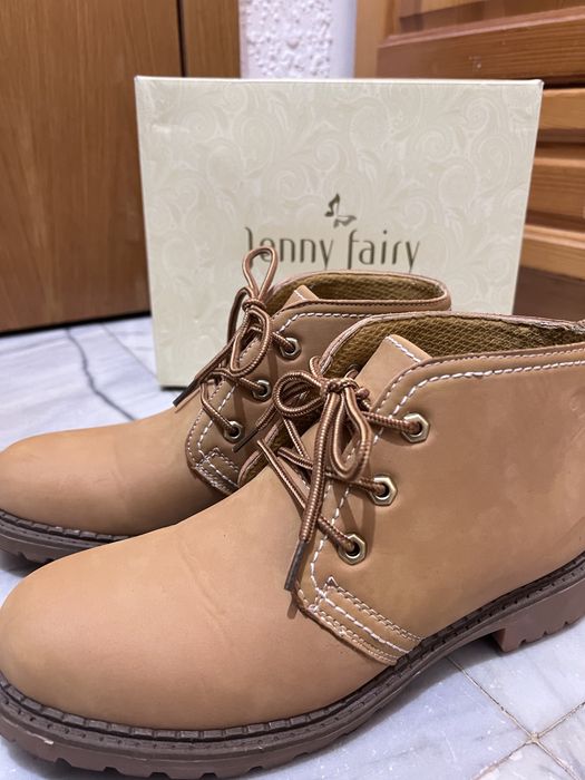 Дамски зимни боти