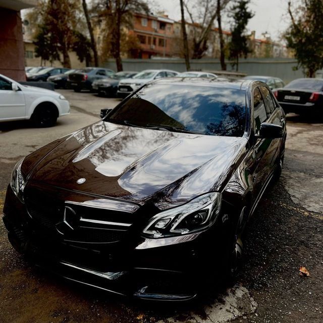 Mercedes 212 E 55 srochno sotiladi pul zarur