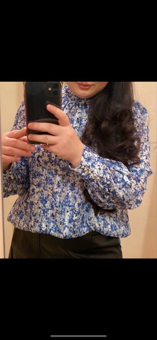 Продаются женские одежды