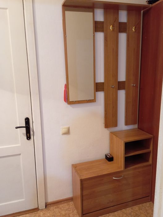 Срочно продам прихожую