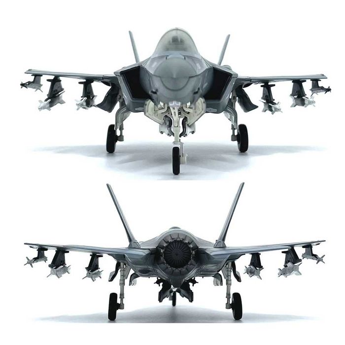 Macheta avion metalica F-35I Lightning II scara 1:72 22cm