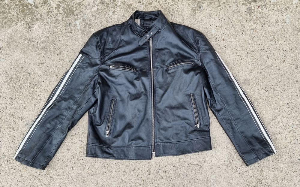 Кожени якета в перфектно състояние.