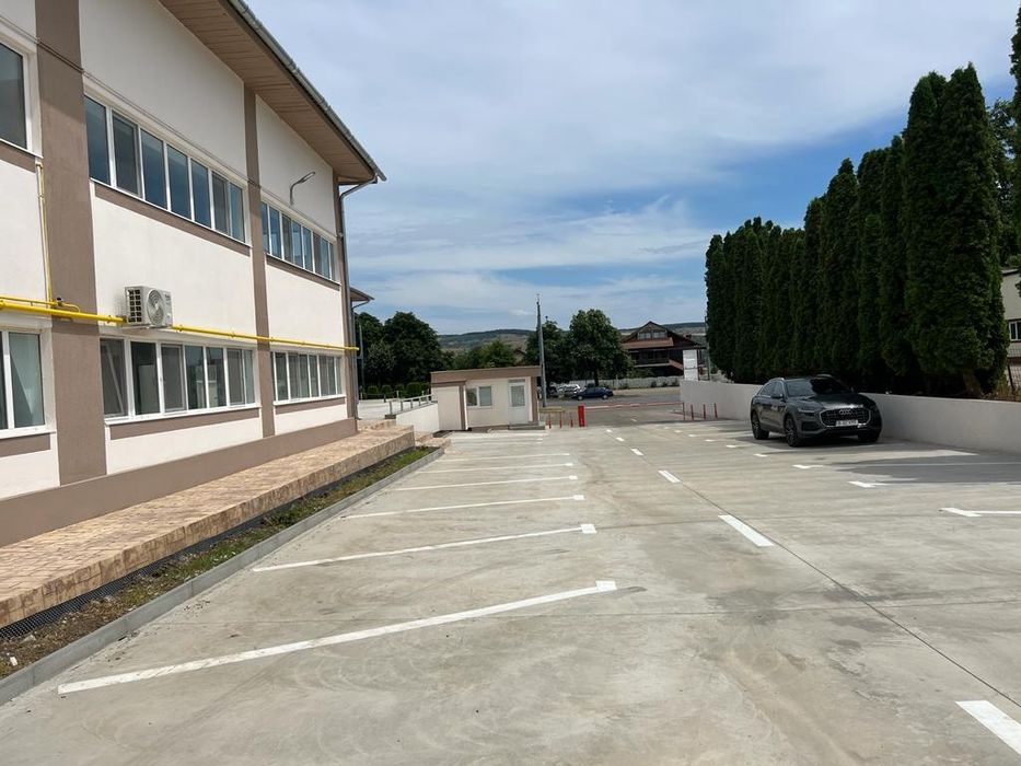 Spatii birouri -Langă Silver Mall