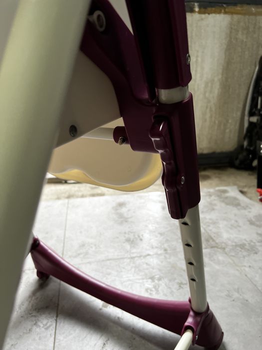 Стульчик для кормления Happy Baby