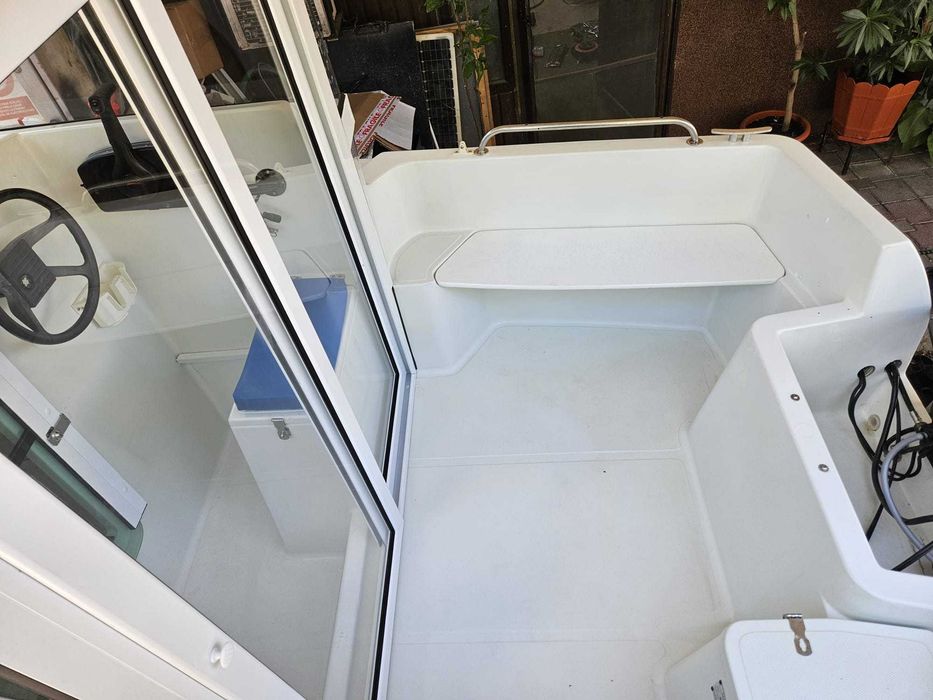Barca cabinata Quicksilver 480