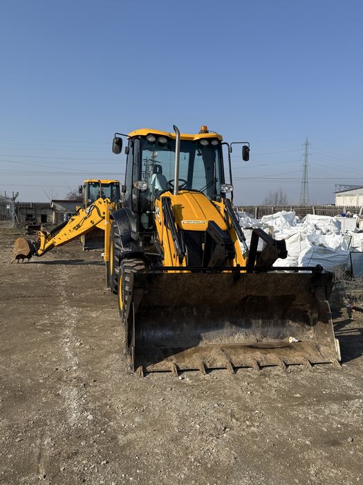 Inchiriere buldoexcavator JCB 3cx
