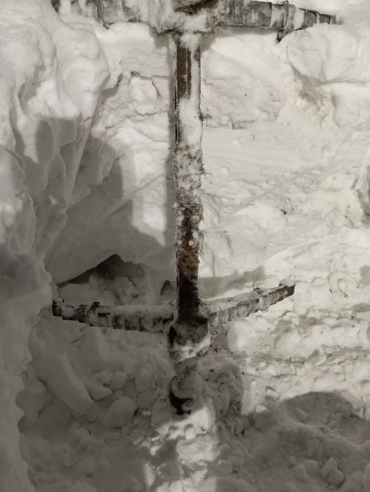 Продам раму с осью на прицеп.