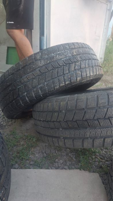 Продам два балона липучка R16