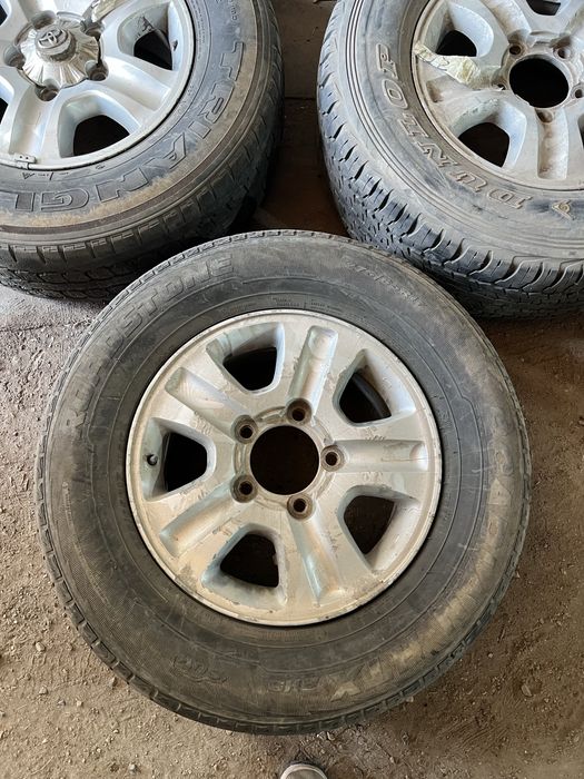 Продаю колеса на Land cruiser 100