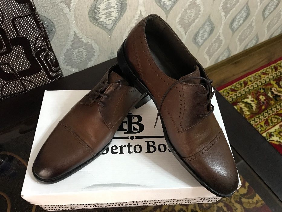 Новые коричневые мужские туфли ( качественная кожа)