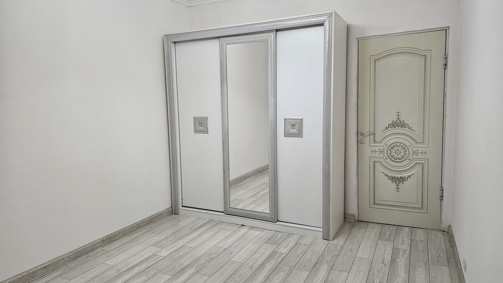 Сдаётся 3-ком кв  на длительный срок