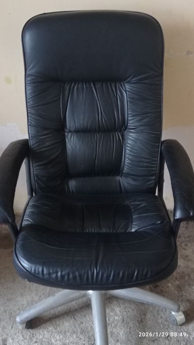 Кресло росиски сотилади