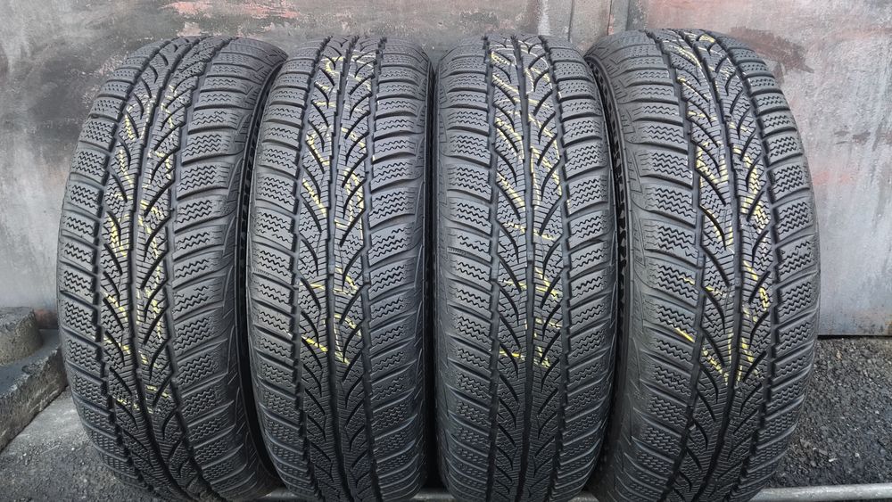 4бр. зимни гуми 165/65/14 Sportiva/ Continental/
dot22
7.4mm
Добро със