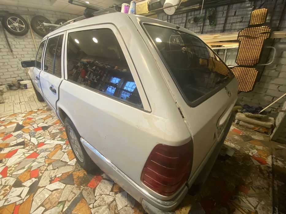 Продам мерседес 124т мотор 111